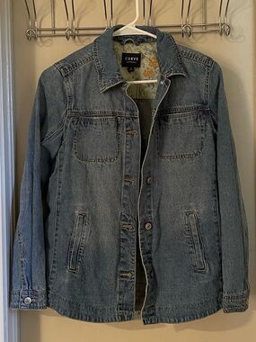 Vintage Denim Jacket in Light Blue